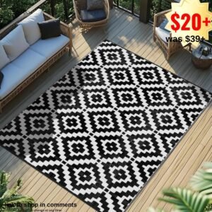 5x8 ft Waterproof Reversible Patio Plastic Straw Rugs